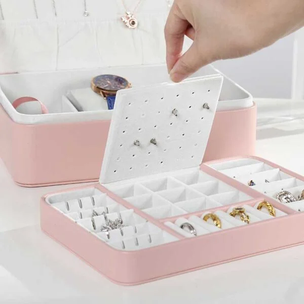Jewelry boxes for young ladies